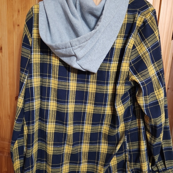 Mens plaid button hoodies - Picture 6 of 7
